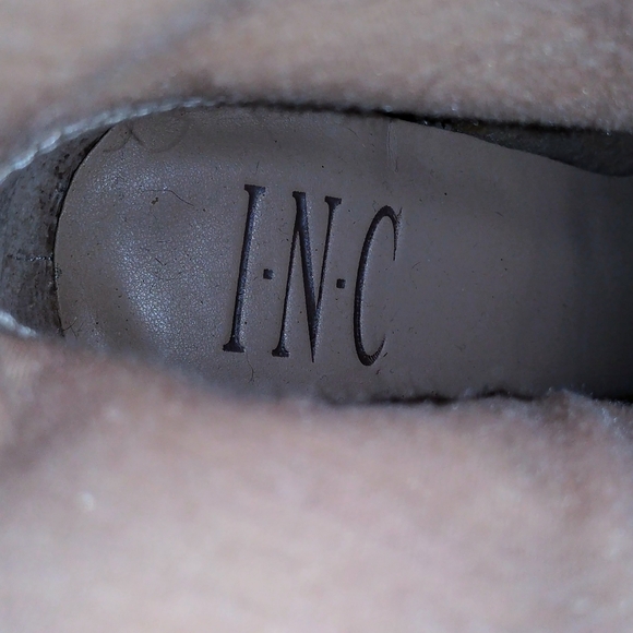 New w/Tag Original Price $129.50 (no box) INC International Concepts Boots - Picture 7 of 11